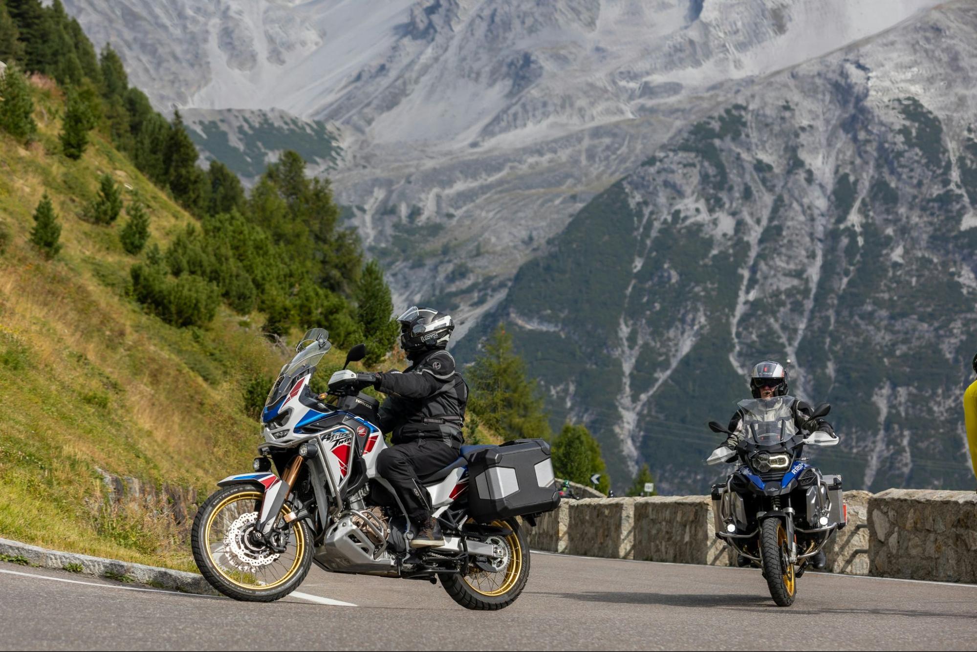 Motorradurlaub in den Alpen
